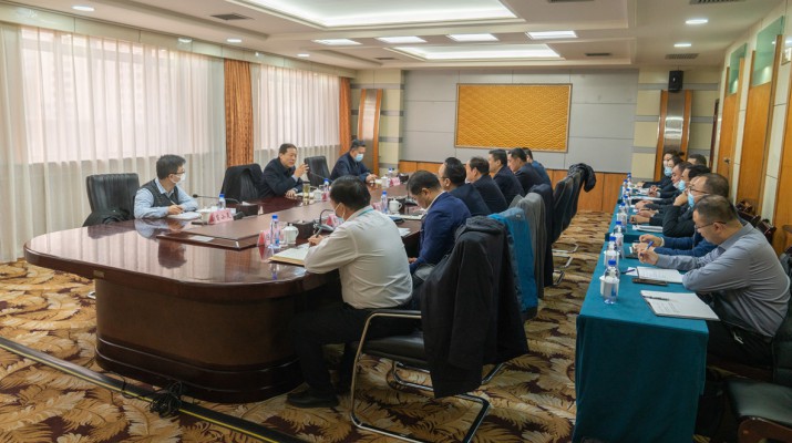 省政府國資委黨委書記、主任吳萬華到蘭州飯店調(diào)研